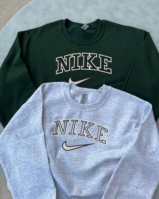 Nike Vintage Crewneck Sweatshirts