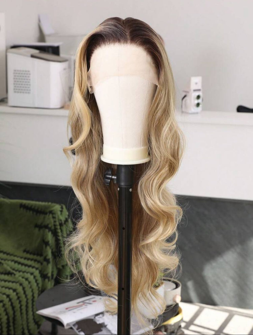 30 inch Beyonce' Bombshell Wig (human blend)